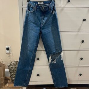 Abercrombie 90s straight ultra high rise